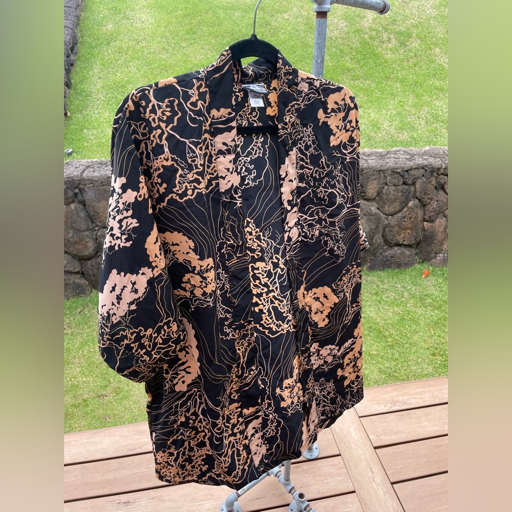 Manuhealii kimono style open-front cover up